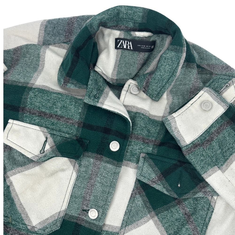 ZARA Womens Oversized Shirt Jacket Shacket Medium Green Plaid Snap Front Pockets